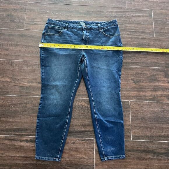 Time and Tru Dark Blue Skinny Jeans Short Womens 20 - Picture 6 of 8
